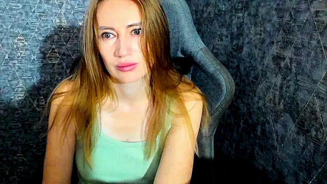 XXX chat uživo modela JessFoxxx