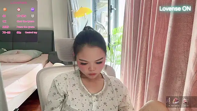 XXX chat uživo modela xiaosu22