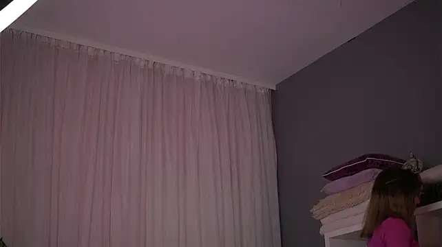 دردشة ElanaSandy الجنسية المباشرة