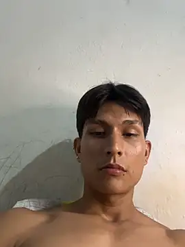 Czat XXX na żywo – Tyler1999