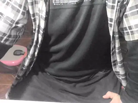 XXX chat uživo modela OreCam