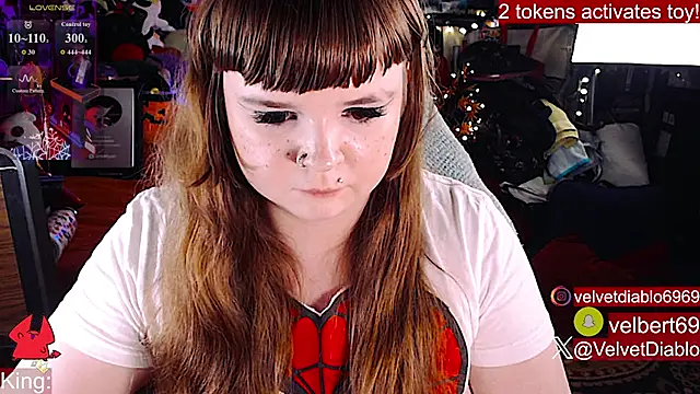 Živý XXX chat VelvetDiablo