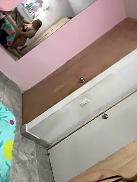 Arletl69 – Naživo XXX chat