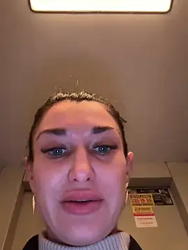 XXX chat uživo modela AriannaCruise