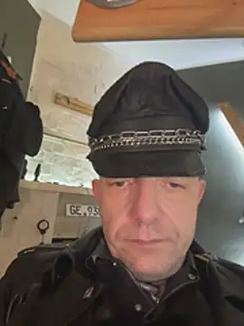 Онлайн чат XXX GabbondKinky