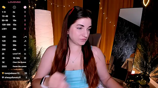 VeronicaSunshine Adlı Modelin Canlı XXX Sohbeti