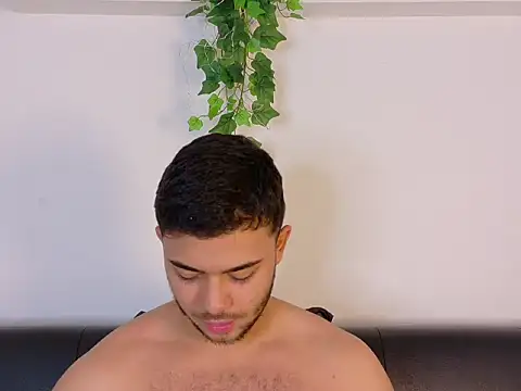 Czat XXX na żywo – TylerWest_