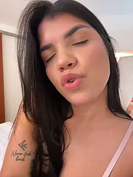 Chat XXX ao vivo de emma_lopes