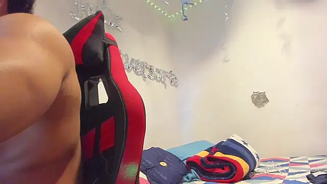 Jayden_VanceJS Adlı Modelin Canlı XXX Sohbeti