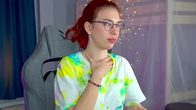 Chatroom XXX en direct de SeraphineDuskryn