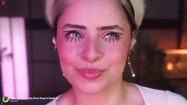 XXX chat uživo modela alessa_goreng
