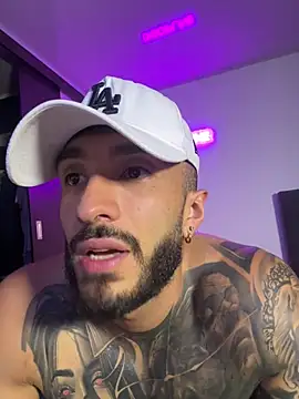 Simon_trujillo Chat XXX live