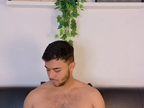 Chat XXX ao vivo de TylerWest_
