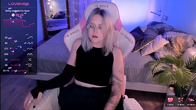 LunarGlow Live XXX Chat