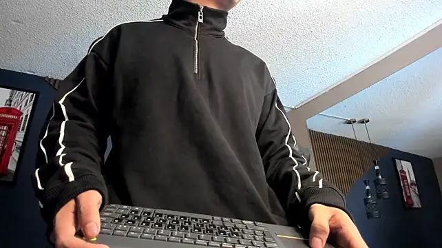 Axxel_Muscle's Live XXX Chat