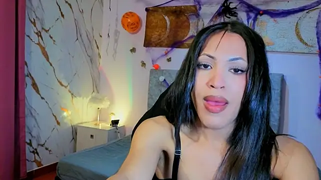clara_evanss: απευθείας συνομιλία ΧΧΧ