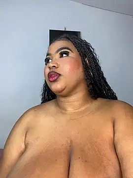 Chat +18 de AinaraJimenez ao vivo