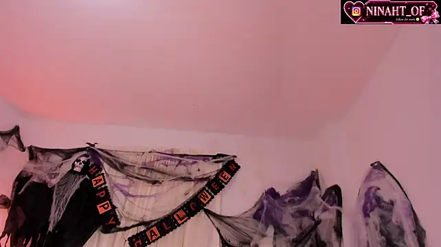 XXX chat uživo modela ninaht
