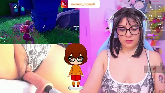 צ'אט XXX בשידור חי של cinna_monroll