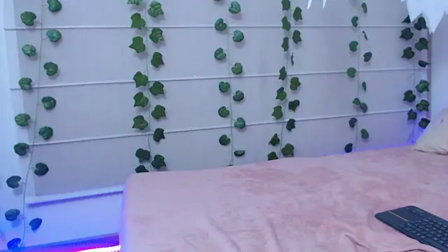 Sarabubbie 现场XXX聊天