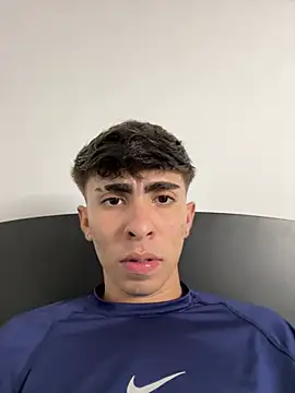 XXX chat uživo modela MichaellSullivan