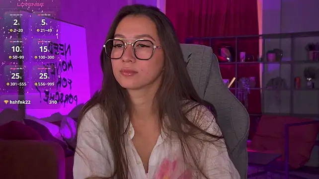 Chat XXX en directo de LanaBaker