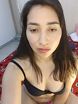 XXX chat uživo modela ANGELY_WET_JEET