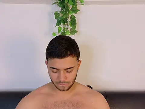 TylerWest_ 라이브 XXX 채팅