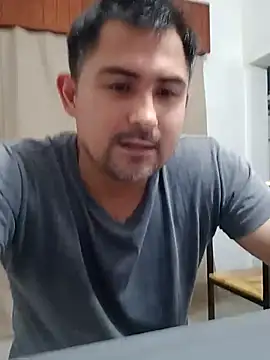 Bradd_32 Live XXX Chat