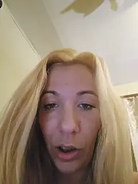 wildlia's Live XXX Chat