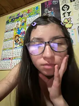 ema_02's Live XXX Chat