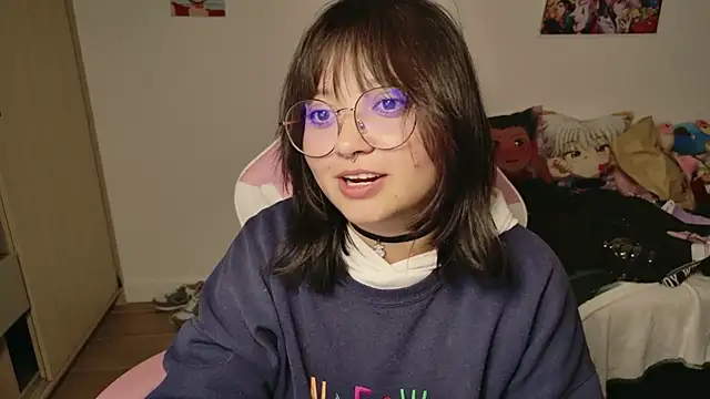 XXX chat uživo modela ZoeyDoll_