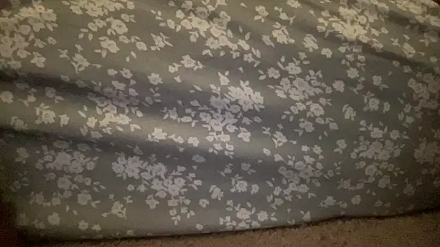 pusspuss777's Webcam Show