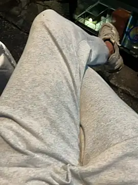 Andres_boy252のライブXXXチャット