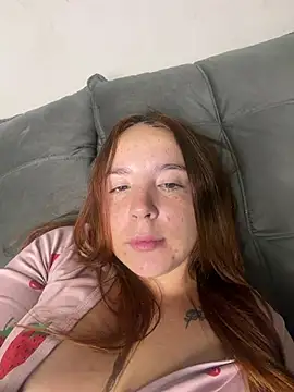 BrunaMendees 라이브 XXX 채팅