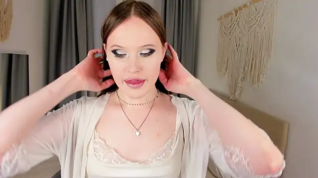 XXX chat uživo modela EffieMinki