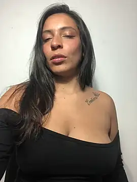 Viiancaa_ live XXX chat