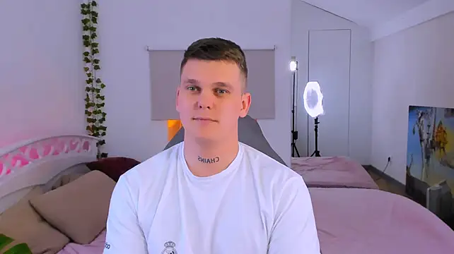 HotVanee Live XXX-chat