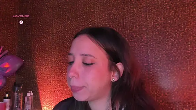 Chat XXX ao vivo de Apartment28