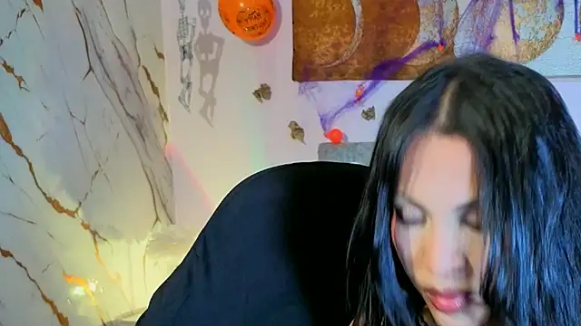 Онлайн чат XXX clara_evanss