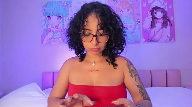 צ'אט XXX בשידור חי של sarah_sluty
