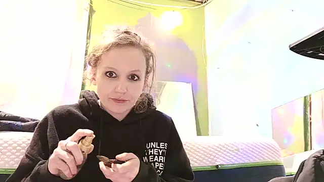 meateater74553's Live XXX Chat