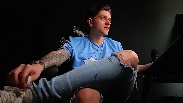 FelixStarkk élő XXX-chatje