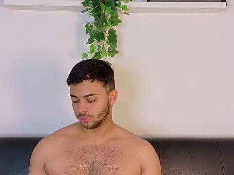 TylerWest_'s Live XXX Chat