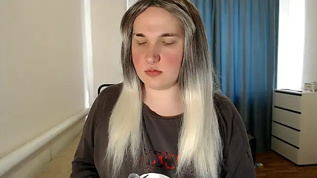 EvaMiron Chat XXX live
