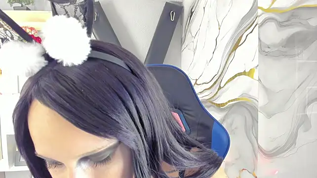 AnnyThompson_ লাইভ XXX চ্যাট