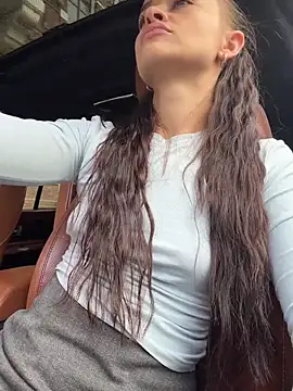 צ'אט XXX בשידור חי של AngelinaTeller