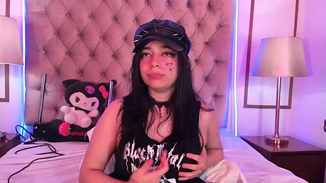 kira_Berry_'s Live XXX Chat