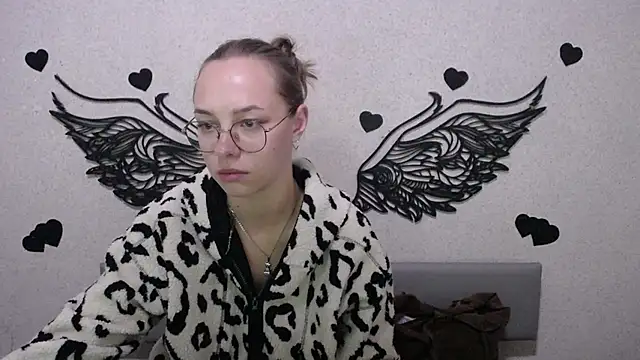 XXX chat uživo modela SteshaGlass