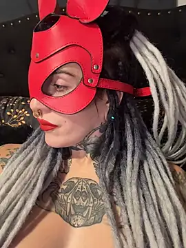 Živý XXX chat MaskedMamiXXX